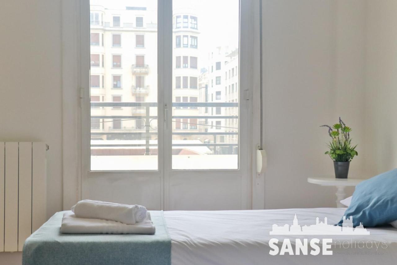 Apartamento Colon By Sanse Holidays Сан Себастиан Екстериор снимка