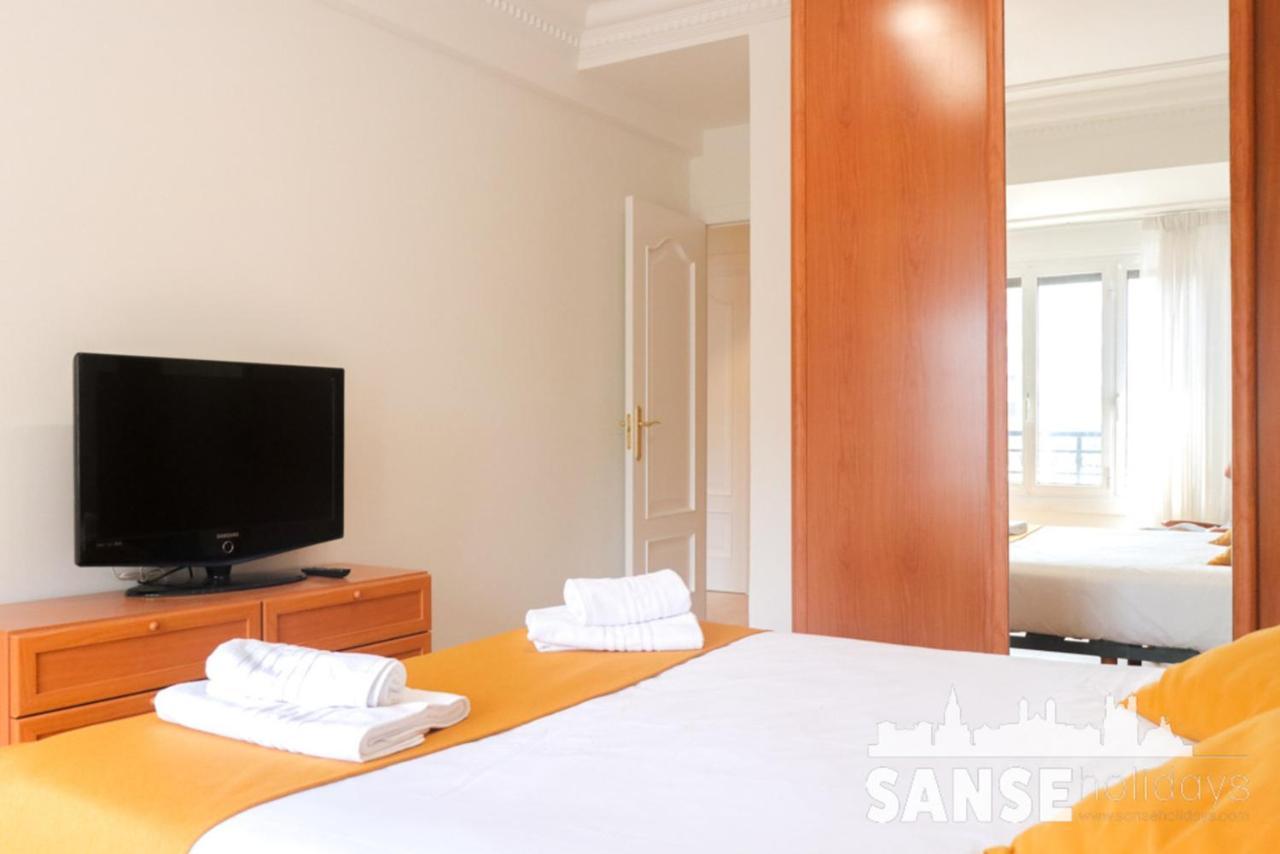 Apartamento Colon By Sanse Holidays Сан Себастиан Екстериор снимка